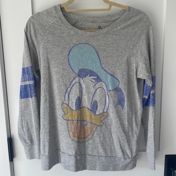 Disney Tops - 3/$20 Donald Duck shirt Women’s xs